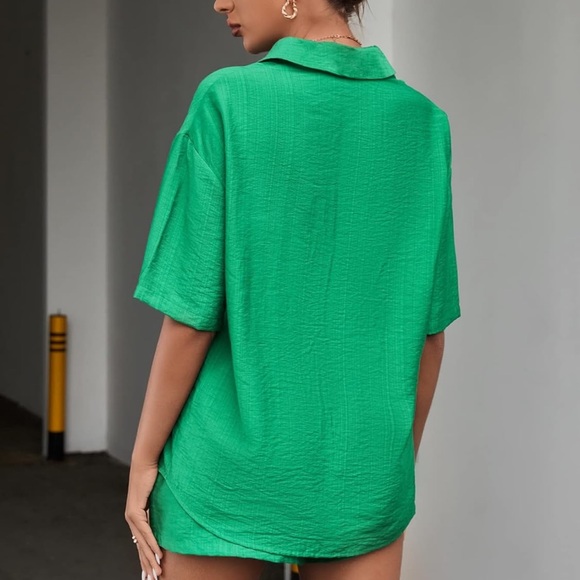 Casual 2 Piece Outfits Short Sleeve Button Down Blouse and Short Set in Green - Picture 8 of 16